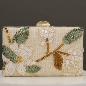 🆕 Floral Sequin Embroidered Box Clutch Handbag
